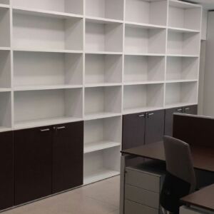 Parete attrezzata Cubo con mobile contenitore integrato - Equipped partition Cubo with cupboard integrated